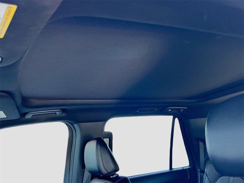 Used 2021 Ford Expedition Max Limited image 22