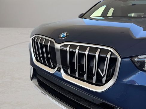 Used 2025 BMW X1 xDrive28i w/ Technology Package AWD/4WD image 2