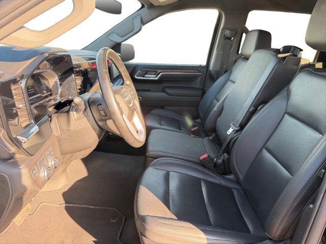 Used 2025 GMC Sierra 1500 SLT RWD image 9