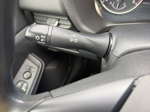 Used 2024 Nissan Sentra SV FWD image 28