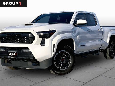 Used 2025 Toyota Tacoma TRD Sport RWD image 1