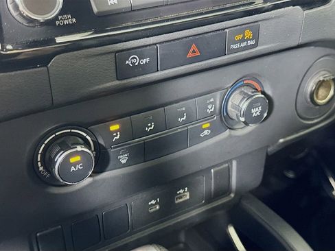 Used 2023 Nissan Frontier SV AWD/4WD image 27