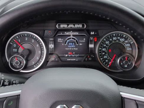 Used 2023 RAM 1500 Big Horn image 31