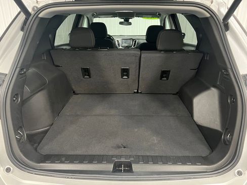 Used 2022 Chevrolet Equinox LT image 7