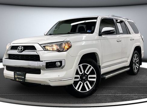 Used 2017 Toyota 4Runner Limited AWD/4WD image 3