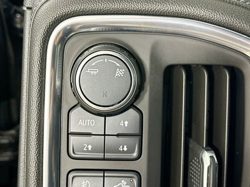 Used 2019 Chevrolet Silverado 1500 LT w/ All-Star Edition AWD/4WD image 22