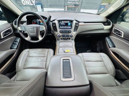 Used 2019 GMC Yukon Denali w/ Denali Ultimate Package image 26
