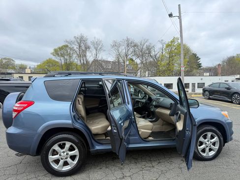 Used 2010 Toyota RAV4 Limited FWD image 10