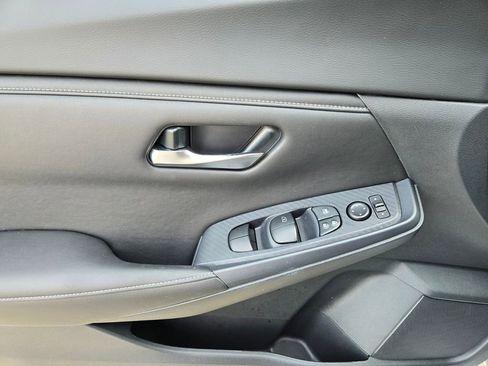 Certified 2023 Nissan Sentra SV w/ All-Weather Package image 22