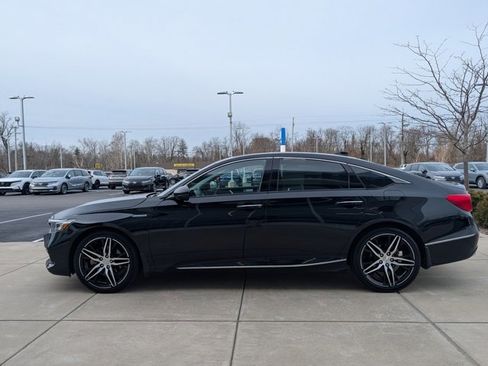 Certified 2022 Honda Accord Touring image 5