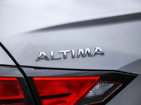 Used 2021 Nissan Altima 2.5 S image 9