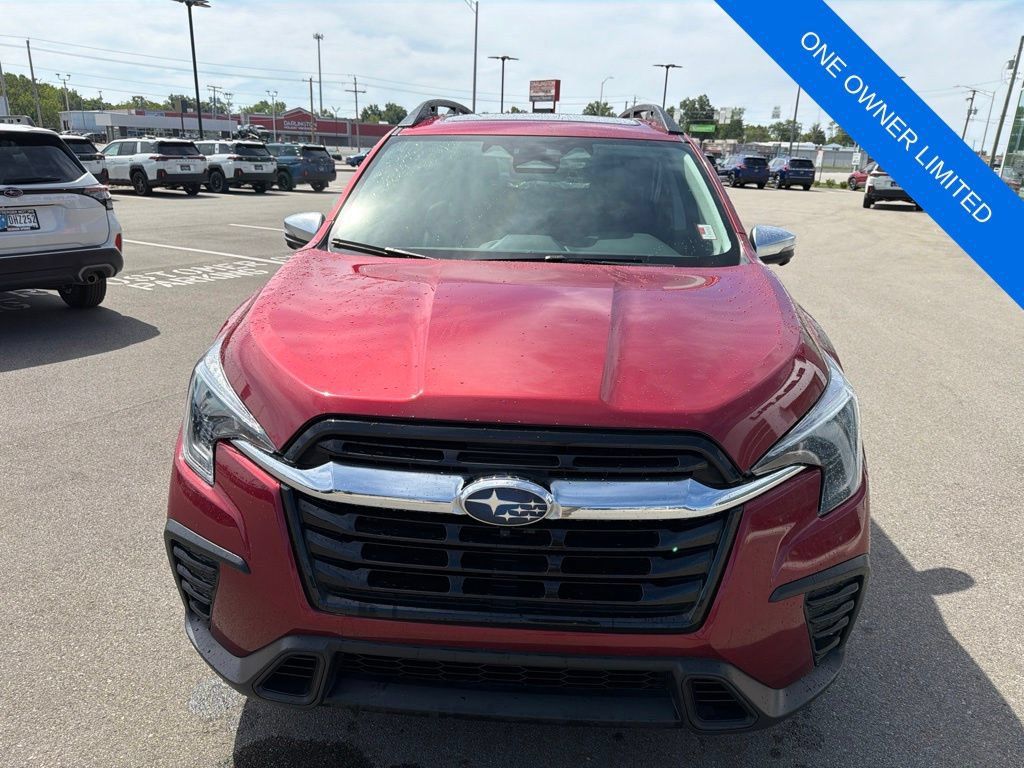 Used 2023 Subaru Ascent Limited w/ Technology Package AWD/4WD image 2