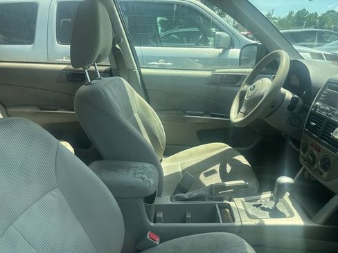 Used 2010 Subaru Forester 2.5X AWD/4WD image 9