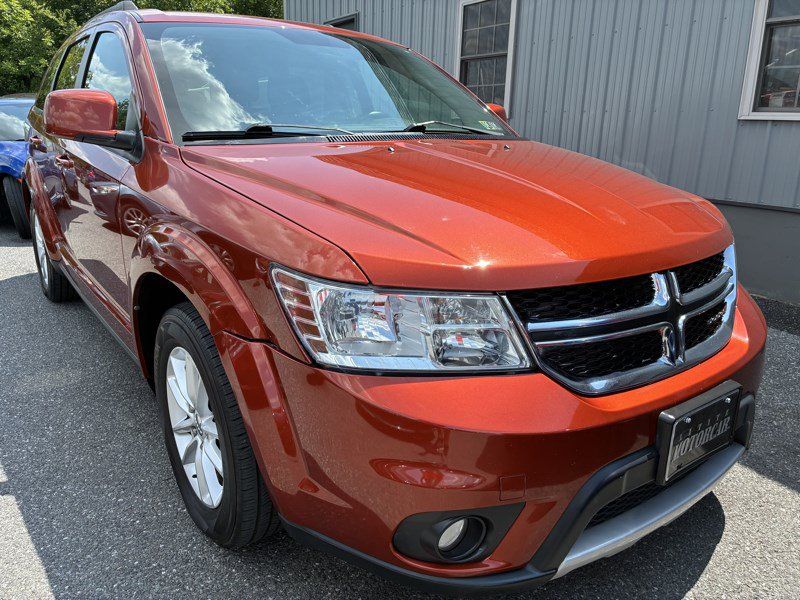 Used 2014 Dodge Journey SXT w/ Flexible Seating Group AWD/4WD image 3