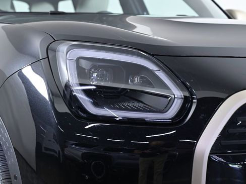 Certified 2025 MINI Cooper Countryman SE AWD/4WD image 13