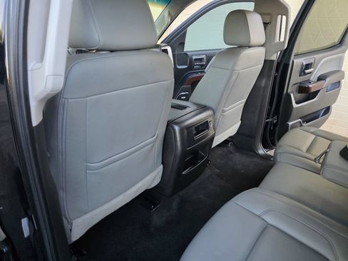 Used 2018 GMC Sierra 1500 SLT w/ SLT Premium Package RWD image 28