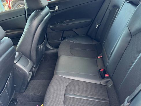 Used 2018 Kia Optima S w/ Panoramic Sunroof Package image 4