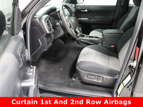 Used 2023 Toyota Tacoma TRD Off-Road image 14