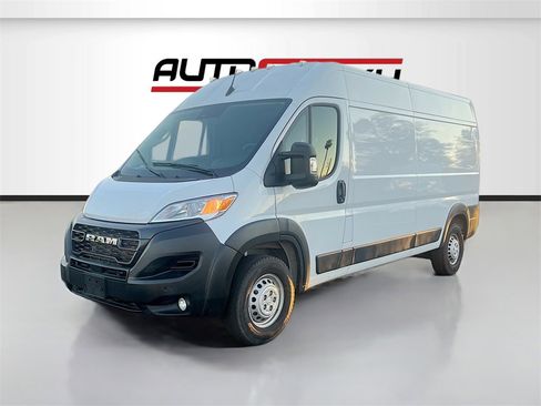Used 2024 RAM ProMaster 2500 w/ Safety Group image 3