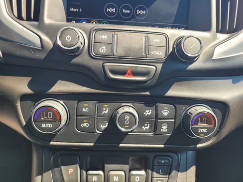 Used 2021 GMC Terrain SLT w/ Infotainment Package II FWD image 23