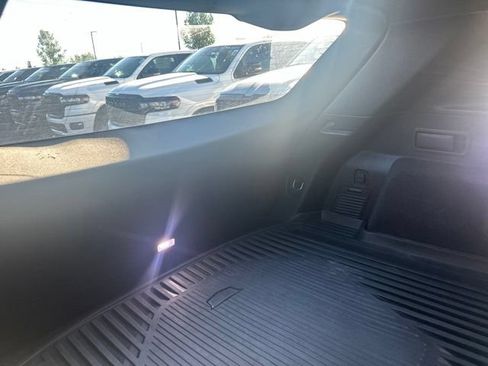 Used 2019 Cadillac XT5 FWD image 9