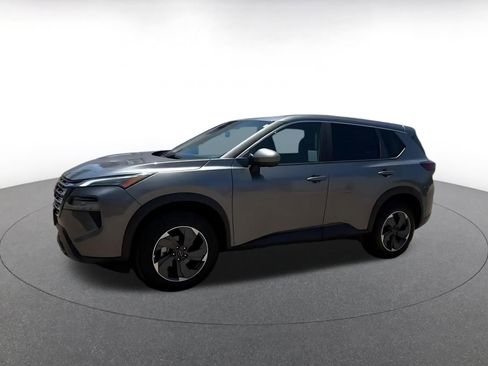 Used 2025 Nissan Rogue SV FWD image 8