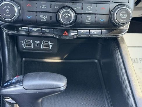 Used 2021 Dodge Durango GT image 21