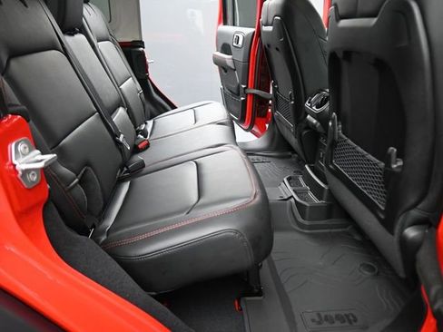 New 2026 Jeep Wrangler Unlimited Rubicon image 39