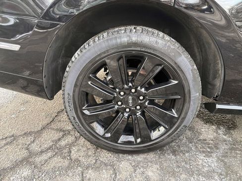 Certified 2024 Lincoln Navigator Reserve image 34