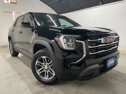 Used 2025 GMC Terrain Elevation
