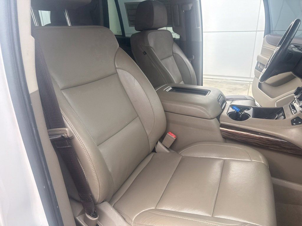 Used 2020 GMC Yukon SLT w/ Premium Edition RWD image 33