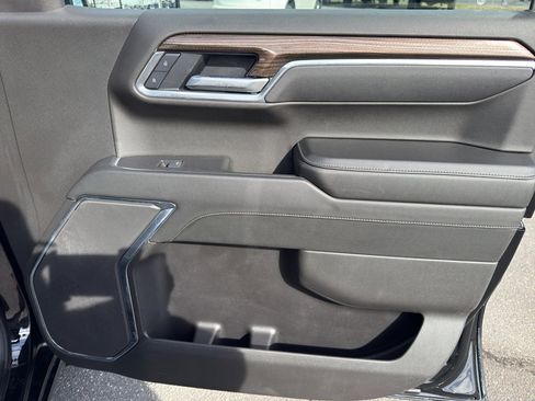 Used 2025 Chevrolet Silverado 1500 LT image 29