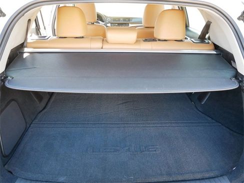 Used 2013 Lexus CT 200h image 10