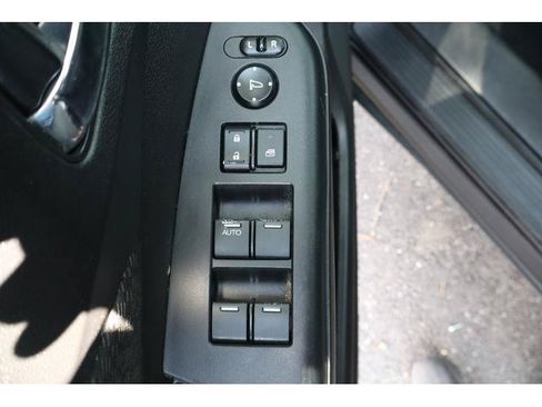 Used 2016 Honda CR-V EX image 10