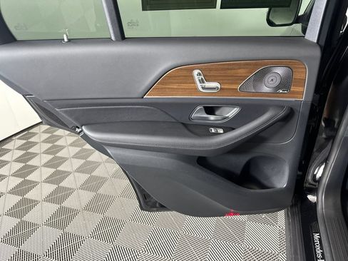 Certified 2026 Mercedes-Benz GLE 350 4MATIC image 24