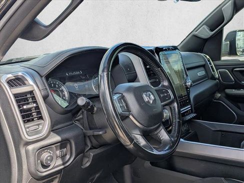 Used 2021 RAM 1500 Laramie RWD image 9