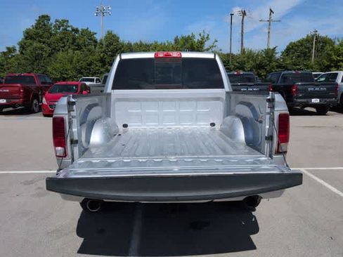 Used 2017 RAM 1500 Laramie AWD/4WD image 32