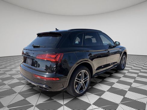 Used 2023 Audi Q5 e Prestige w/ Prestige Package image 5
