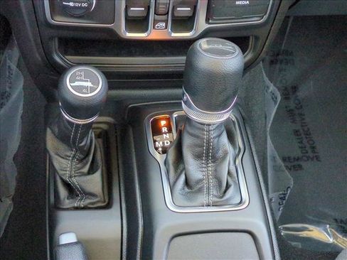 New 2026 Jeep Gladiator Sport image 12