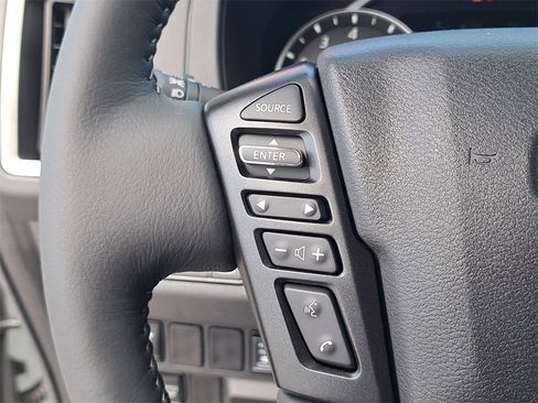 New 2025 Nissan Frontier SV w/ SV Convenience Package image 36