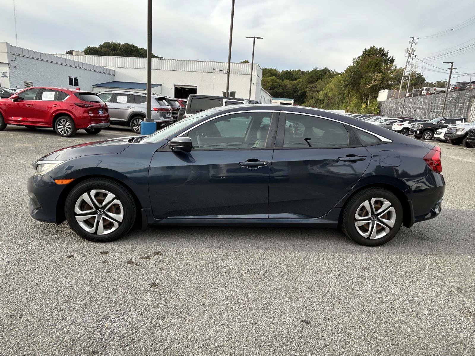 Used 2017 Honda Civic LX image 4