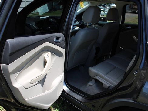Used 2015 Ford Escape Titanium AWD/4WD image 34