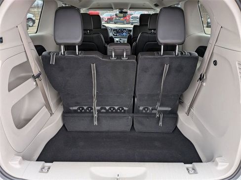 Certified 2024 Chrysler Pacifica Touring-L image 26
