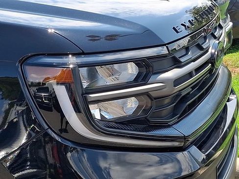 Used 2025 Ford Expedition Tremor AWD/4WD image 29