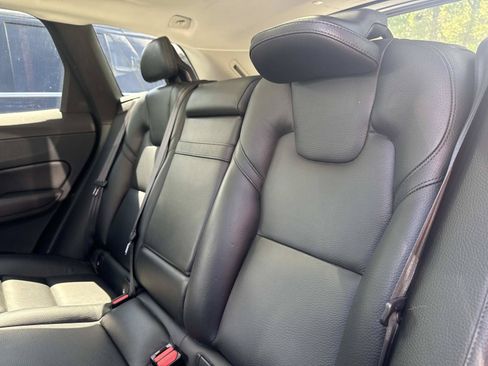 Used 2018 Volvo XC60 T6 Inscription w/ Convenience Package AWD/4WD image 5