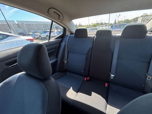 Used 2025 Nissan Versa SV image 37