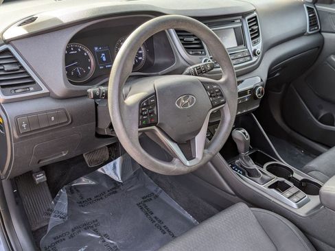 Used 2016 Hyundai Tucson SE image 4