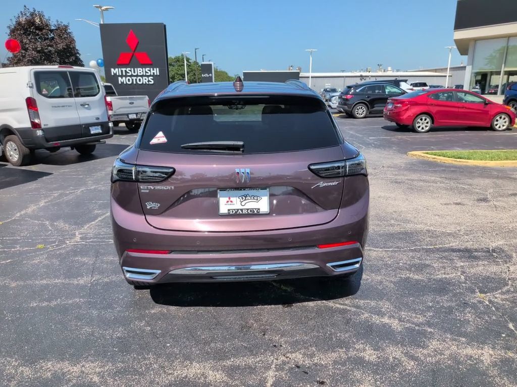 Used 2024 Buick Envision Avenir AWD/4WD image 6