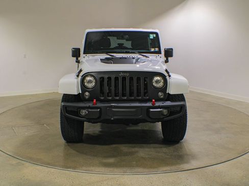 Used 2018 Jeep Wrangler Unlimited Rubicon AWD/4WD image 2