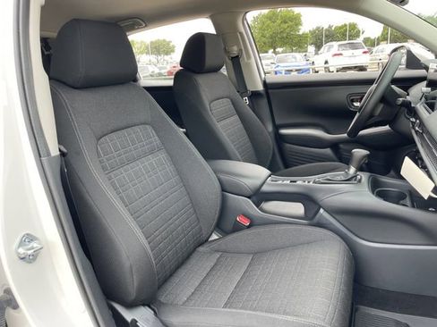 Used 2026 Honda HR-V LX image 25